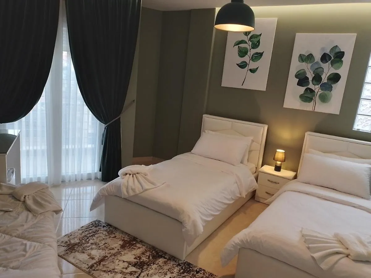 Ajilin Hotel Rooms Korce