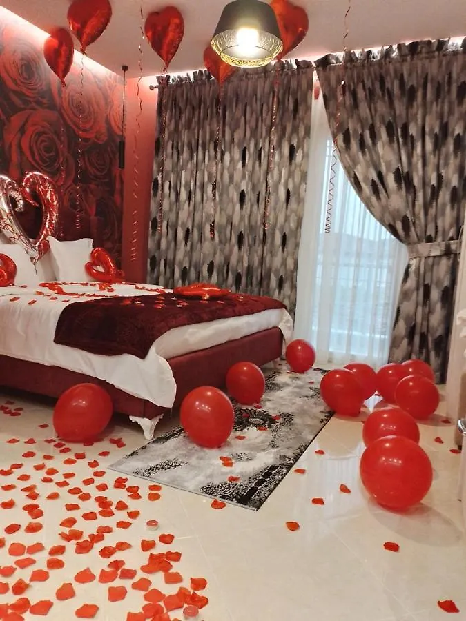 Ajilin Hotel Rooms Korce