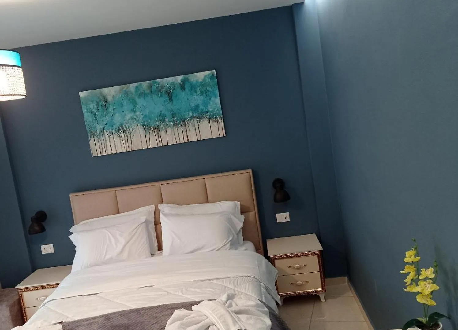 Ajilin Hotel Rooms Korce Albania
