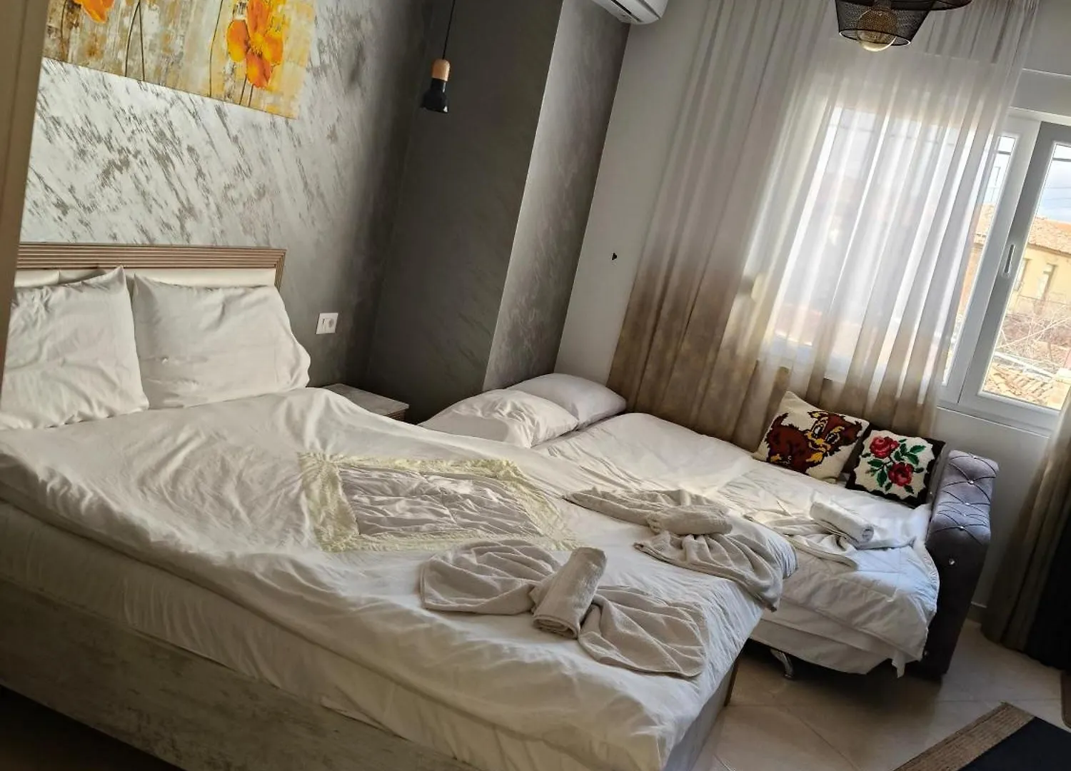 Ajilin Hotel Rooms Korce Albania