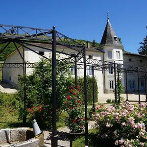 https://la-tourelle-de-chevignat.hotels-rhonealpes.com