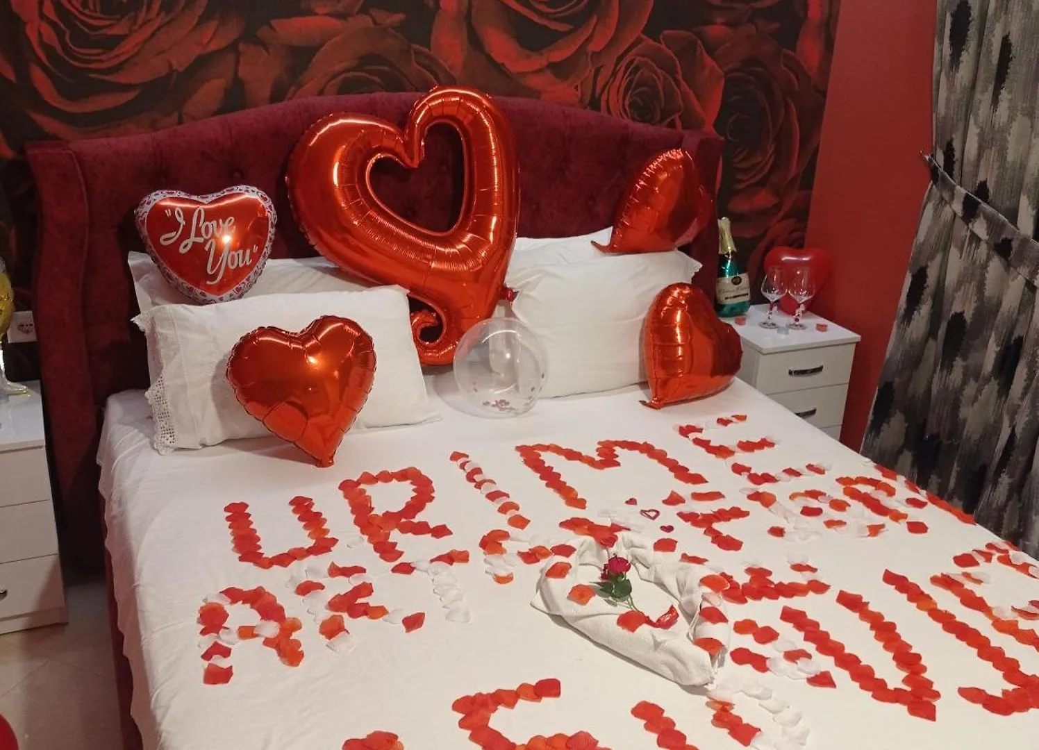 Ajilin Hotel Rooms Korce